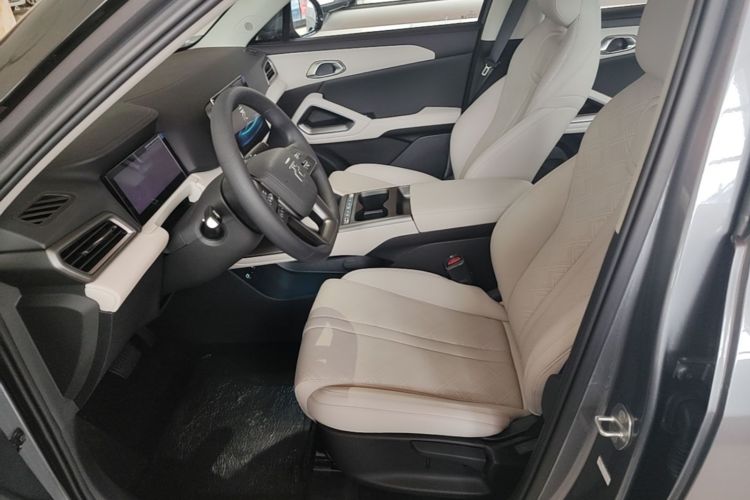 BYD YuanUP 2026 #15 BYD YuanUP 2026 car image #15