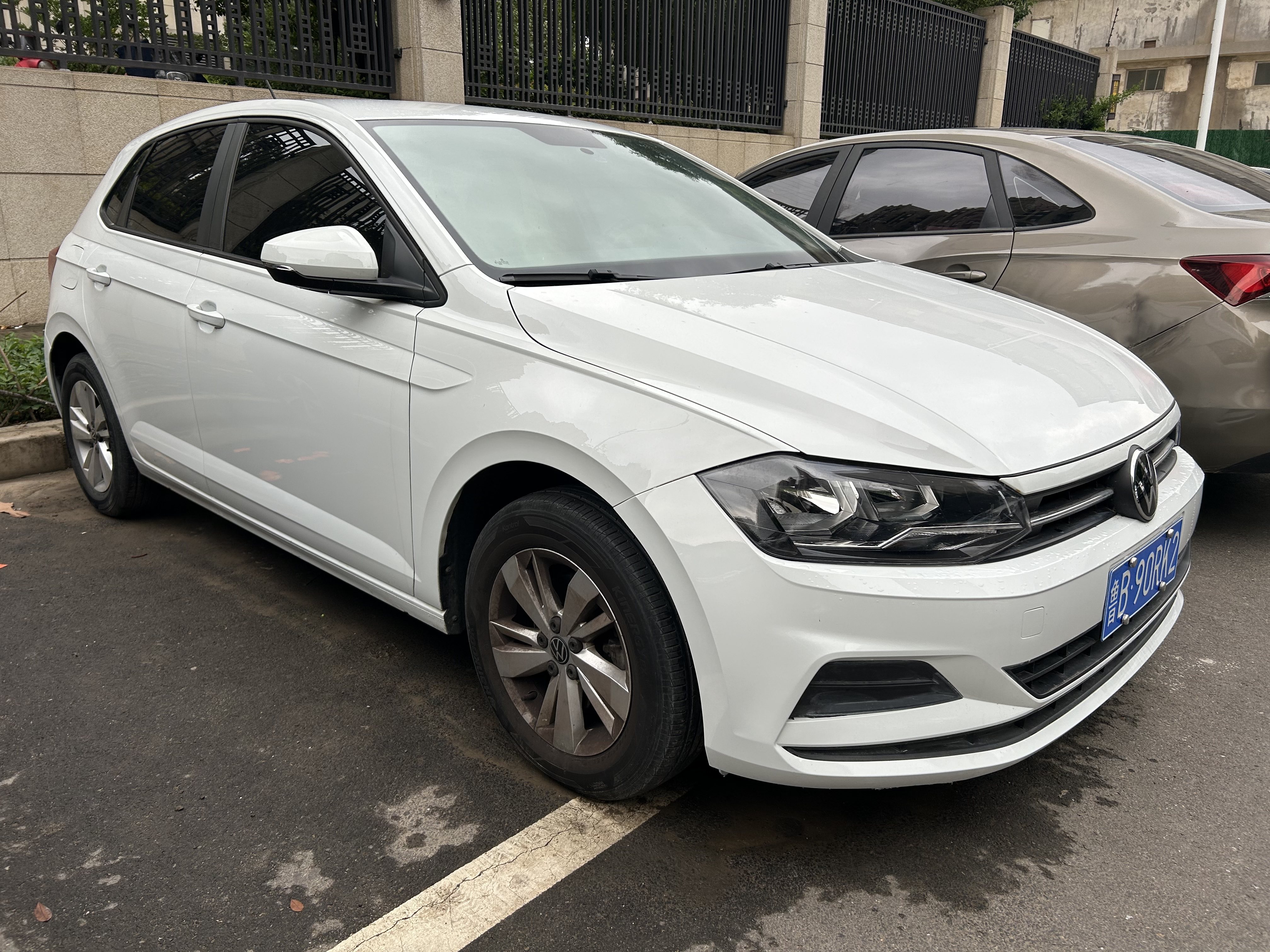 Volkswagen Polo 2023 car image #4