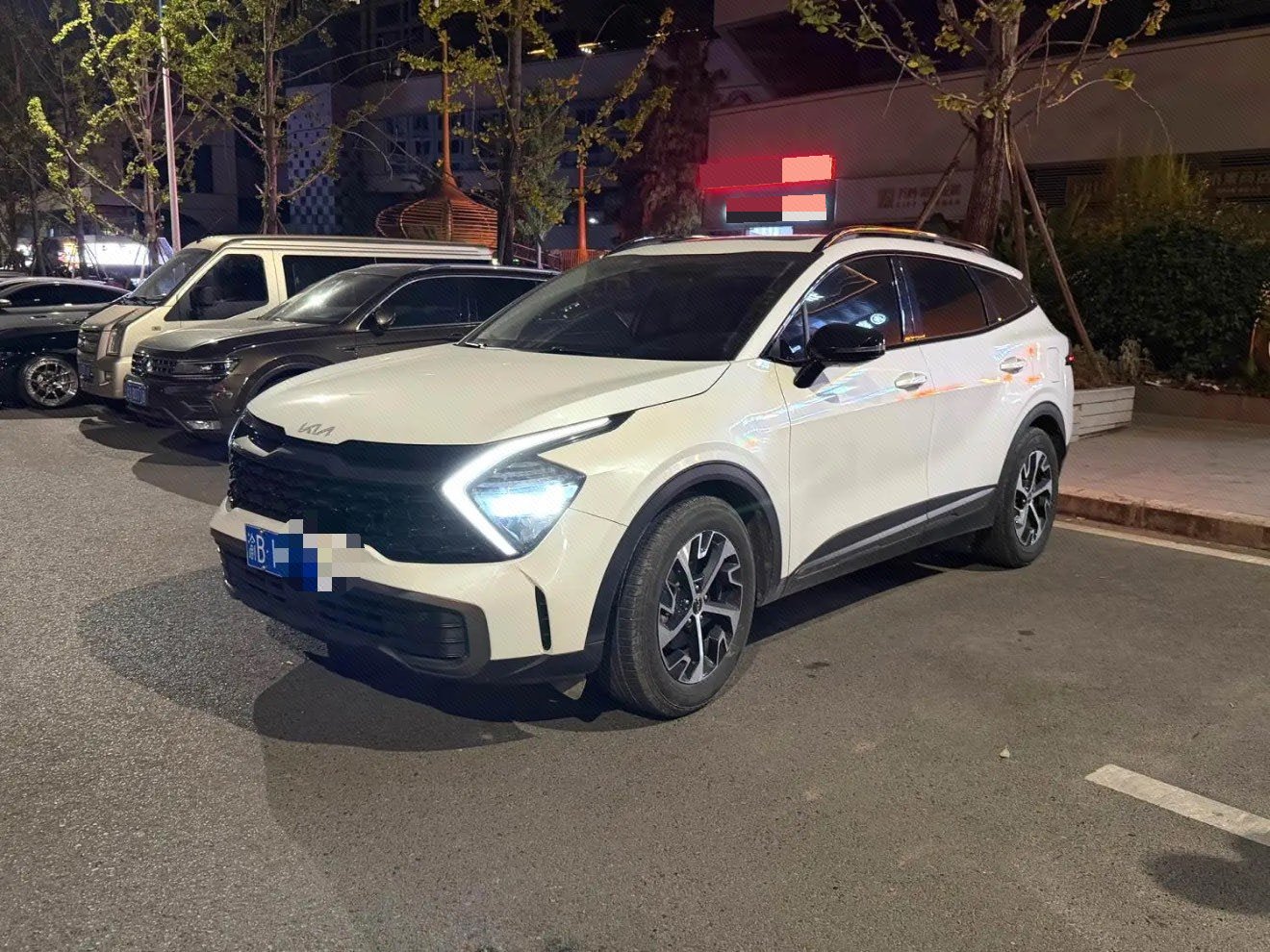 Kia Sportage 2023 car image 