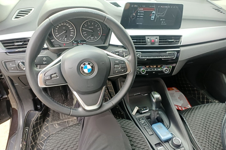 BMW X1 2017 #11 BMW X1 2017 car image #11