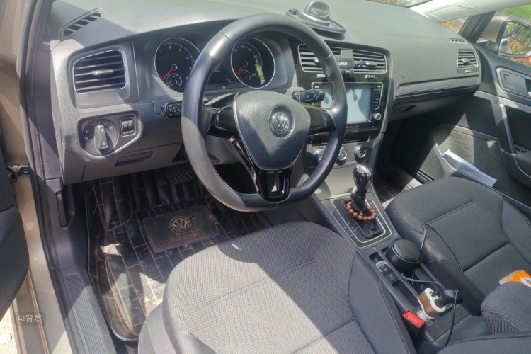 Volkswagen Golf 2014 car image #12
