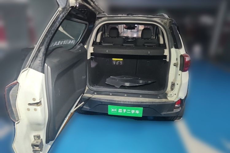 BYD Yuan 2016 #17 BYD Yuan 2016 car image #17