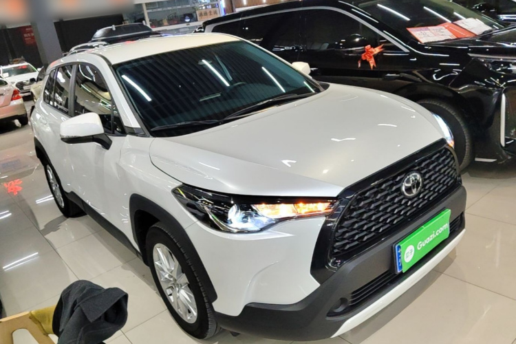 Toyota Corolla Cross 2024 image de voiture #4