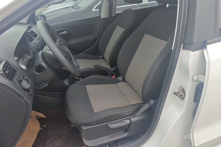 Volkswagen Polo 2019 #15 Volkswagen Polo 2019 car image #15
