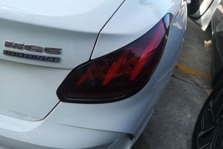 MG 5 2023 #8 MG 5 2023 imagen de coche #8