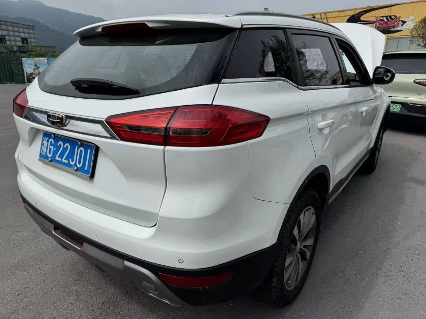 GEELY Boyue 2017 #4 GEELY Boyue 2017 car image #4