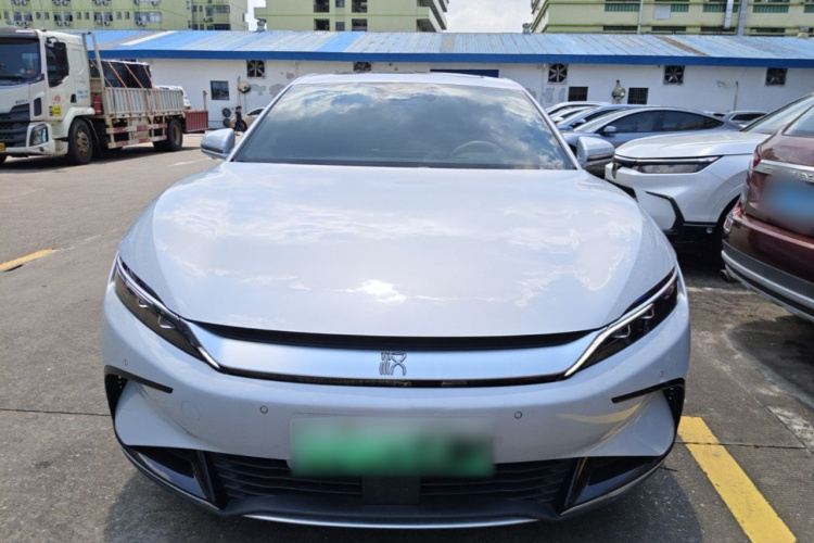 BYD Han 2024 #3 BYD Han 2024 car image #3
