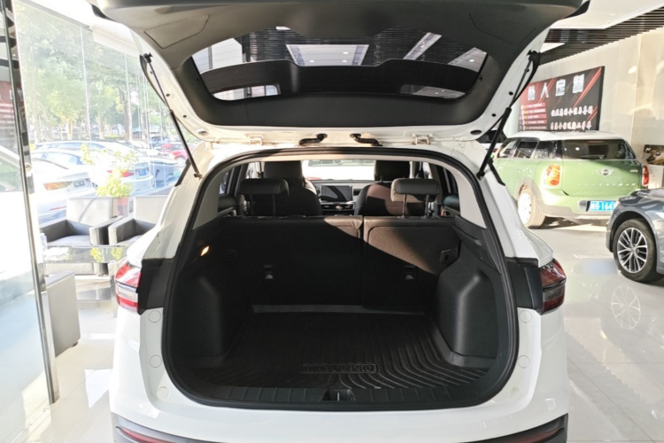 GEELY Coolray 2024 immagine di auto #19