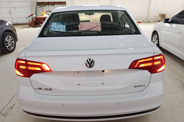 Volkswagen Bora 2020 car image #6