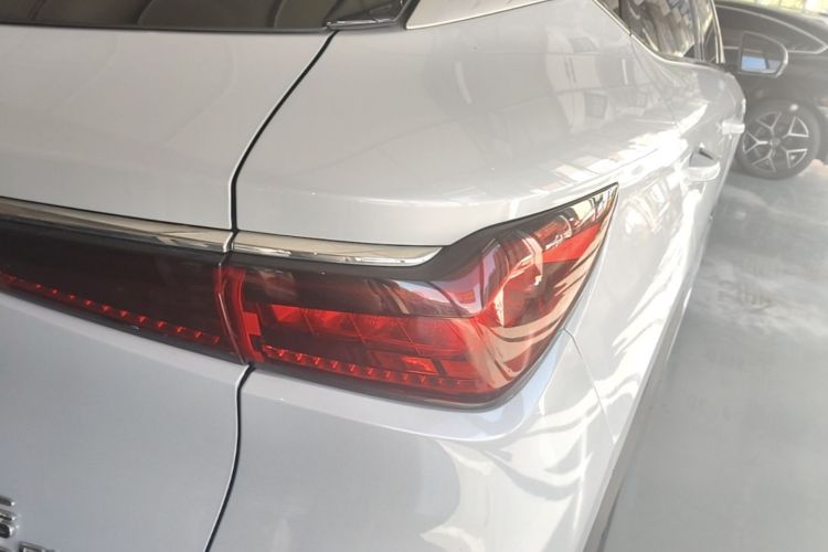 BYD Yuan Plus 2024 immagine di auto #8