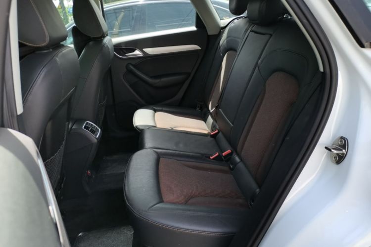 Audi Q3 2019 #17 Audi Q3 2019 car image #17