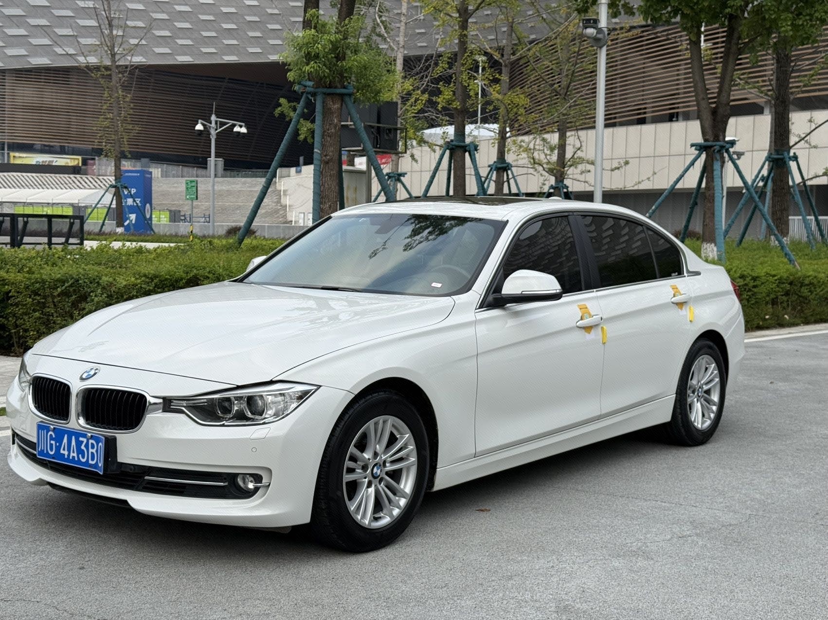BMW 3 Series 2014 car image 