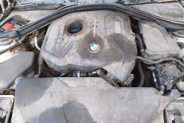 BMW 3 Series 2017 #22 BMW 3 Series 2017 car image #22