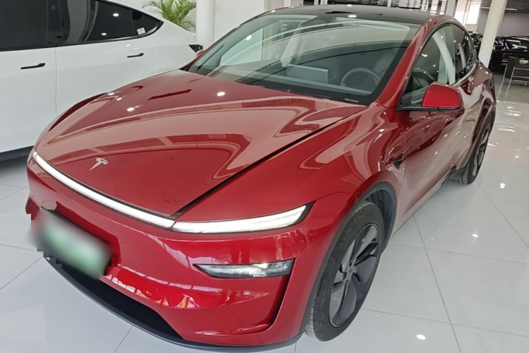 Tesla Model Y 2025 #2 Tesla Model Y 2025 car image #2