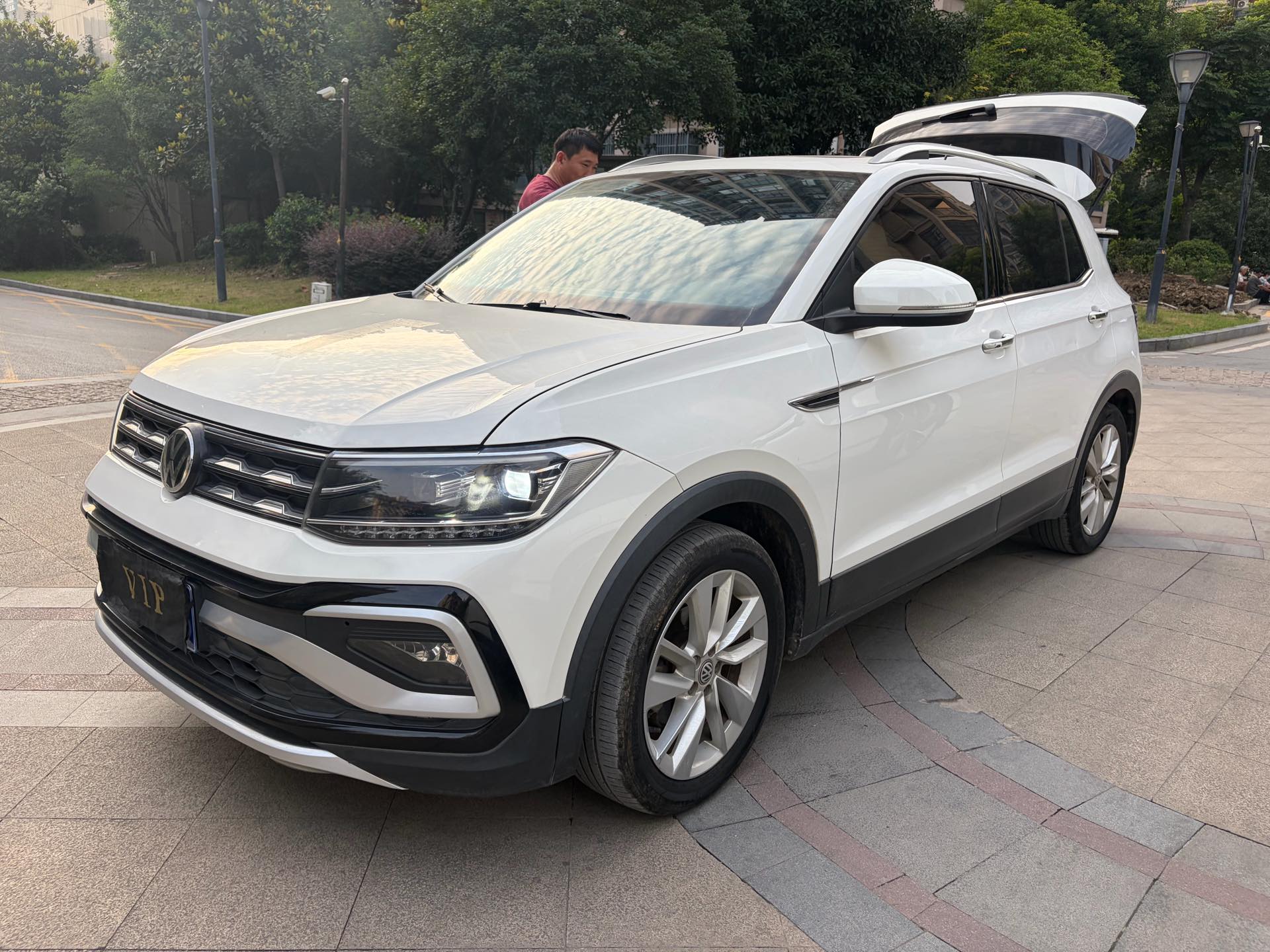Volkswagen T-Cross 2020 Volkswagen T-Cross 2020 car image