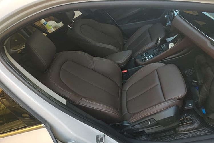 BMW X1 2021 car image #28