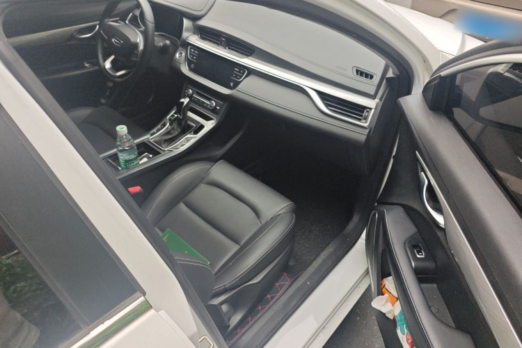 GEELY Emgrand 2020 #27 GEELY Emgrand 2020 car image #27