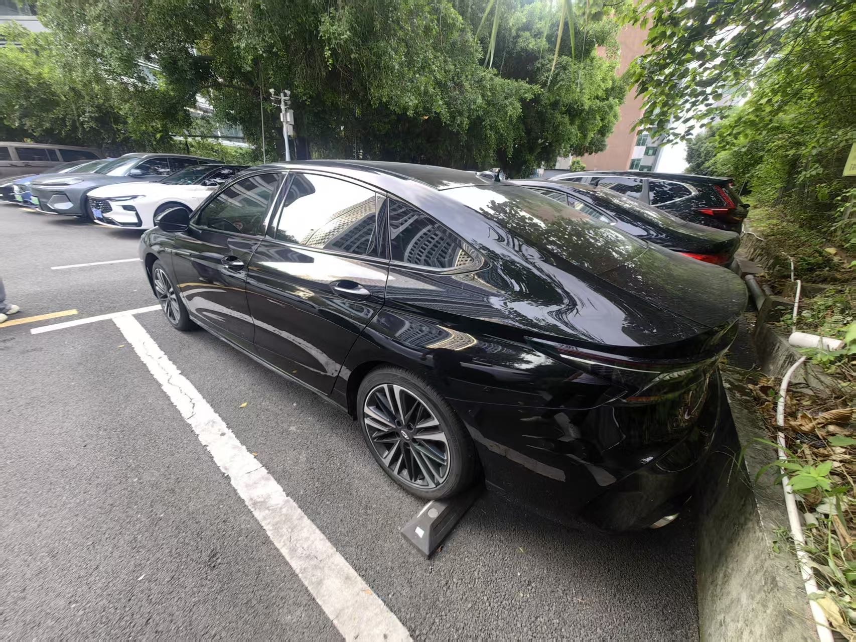 Chery Arrizo 8 2024 car image #4