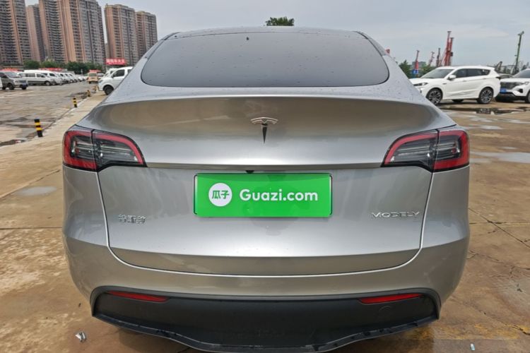 Tesla Model Y 2023 #6 Tesla Model Y 2023 immagine di auto #6