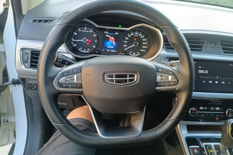GEELY Emgrand GS 2020 car image #11