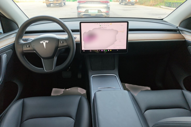 Tesla Model Y 2022 #11 Tesla Model Y 2022 car image #11