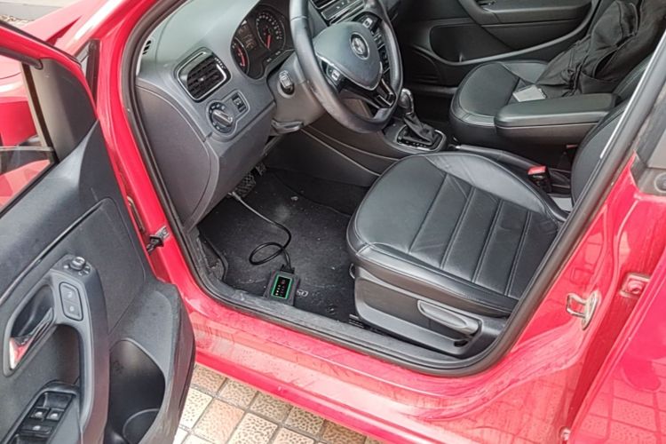 Volkswagen Polo 2017 #16 Volkswagen Polo 2017 car image #16