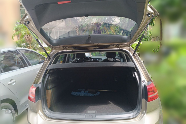 Volkswagen Golf 2015 car image #21