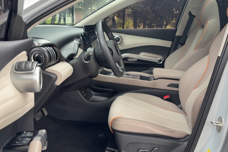 BYD Yuan Plus 2023 car image #19
