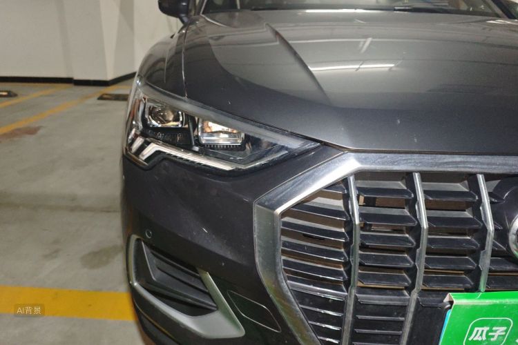 Audi Q3 2021 car image #8
