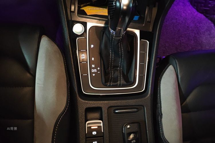 Volkswagen Golf 2019 #16 Volkswagen Golf 2019 car image #16