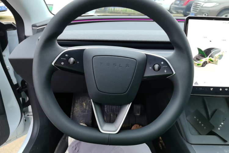 Tesla Model 3 2025 #11 Tesla Model 3 2025 car image #11