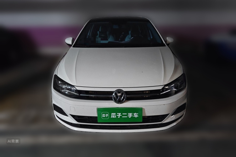 Volkswagen Polo 2020 car image #3