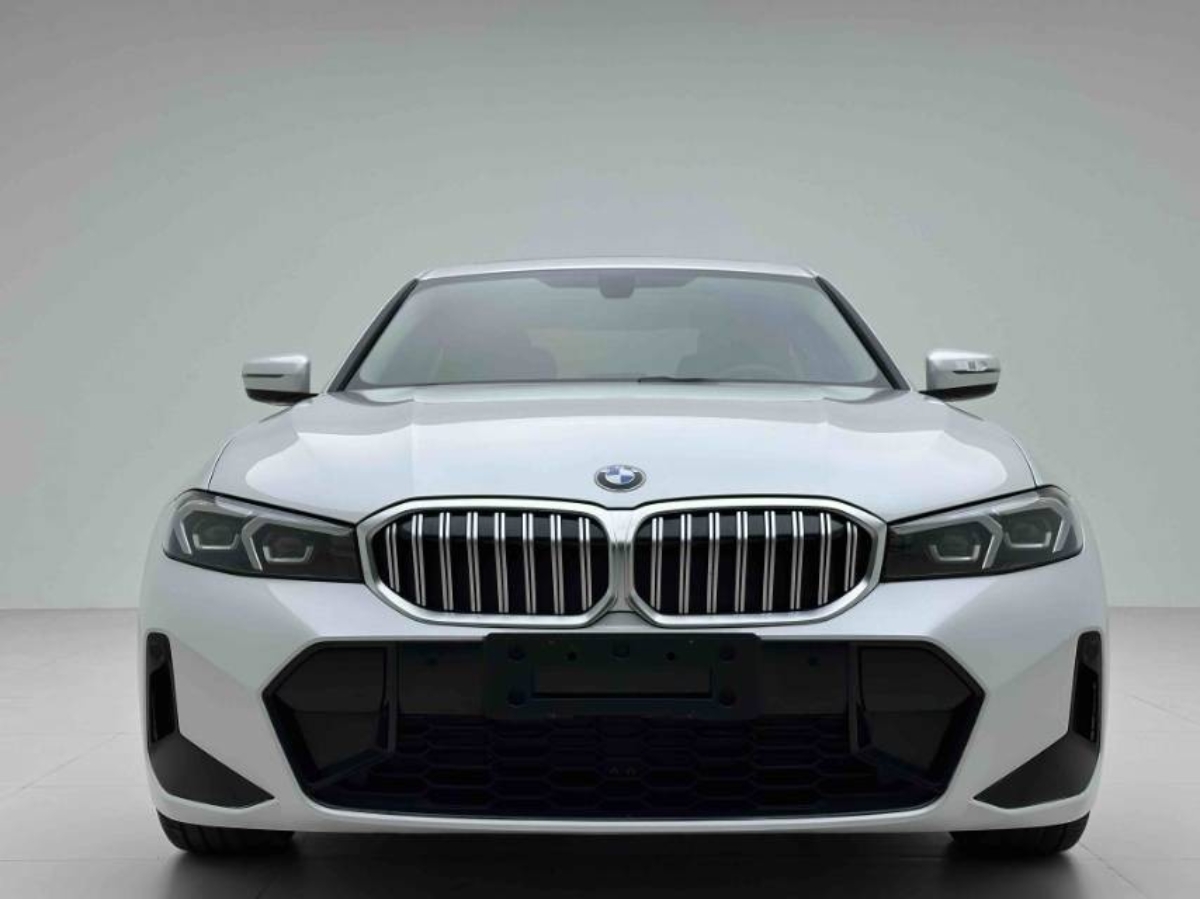 BMW 3 Series 2022 #3 BMW 3 Series 2022 car image #3