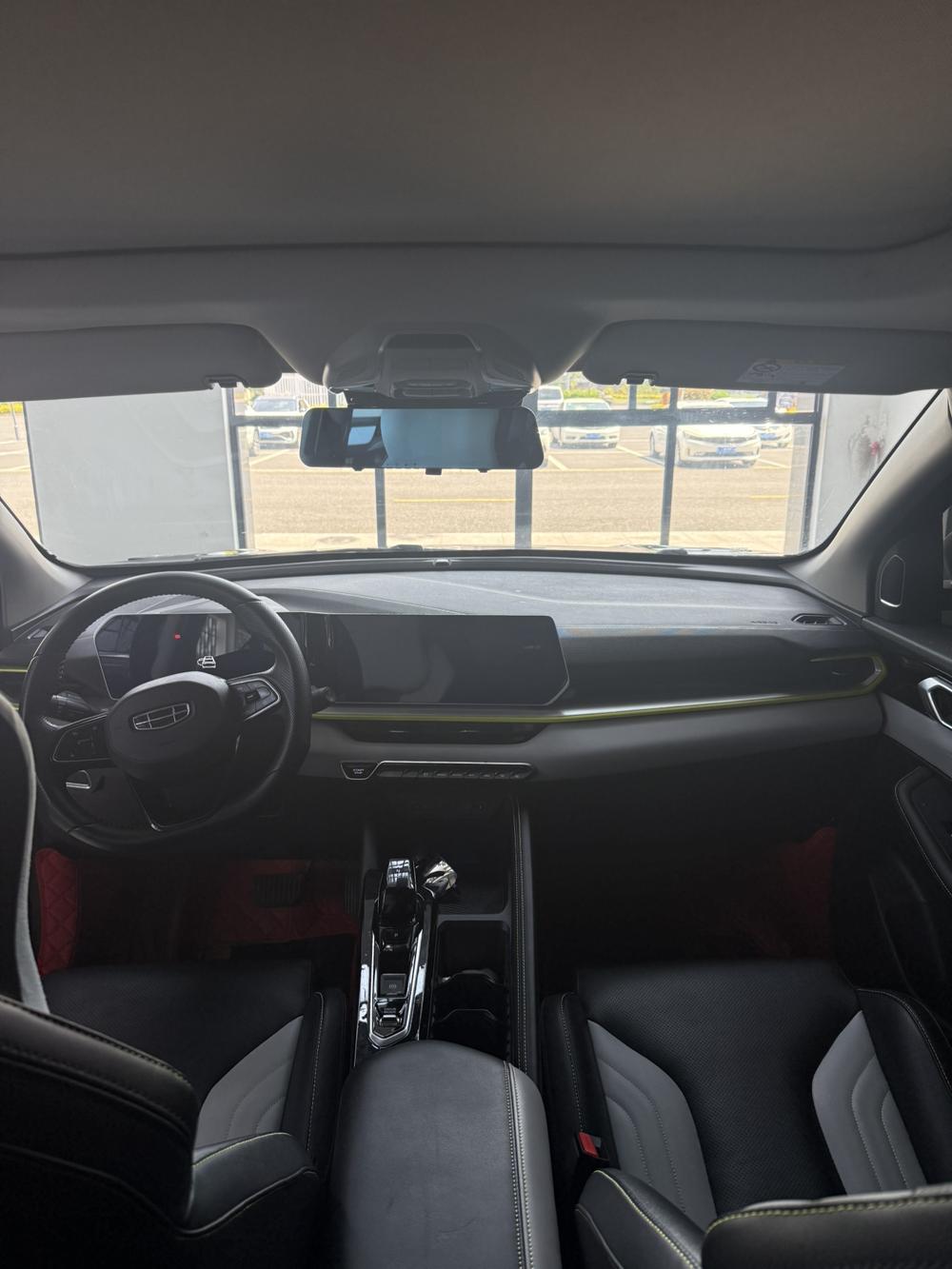 GEELY Coolray 2023 car image #8