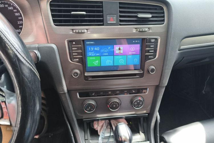 Volkswagen Golf 2016 car image #15