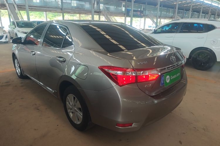 Toyota Corolla 2016 immagine di auto #5