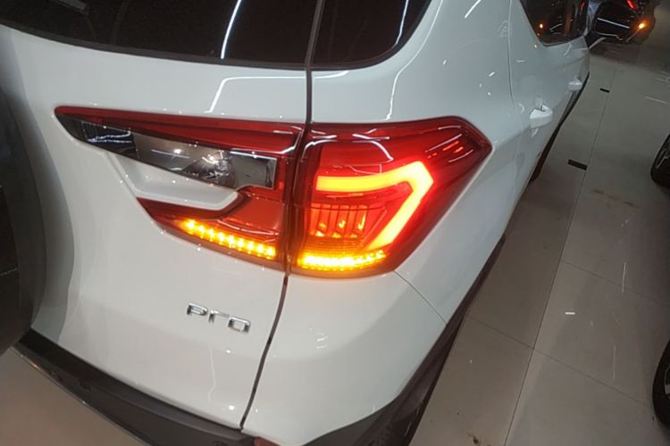 BYD Yuan Pro 2021 car image #8