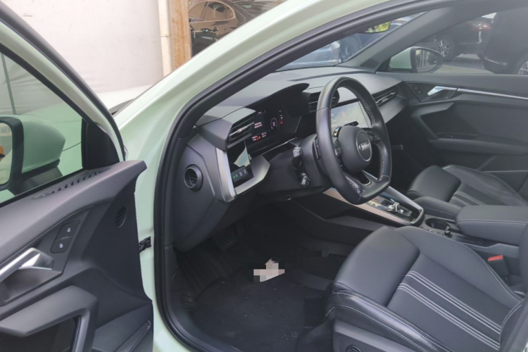 Audi A3 2023 immagine di auto #16