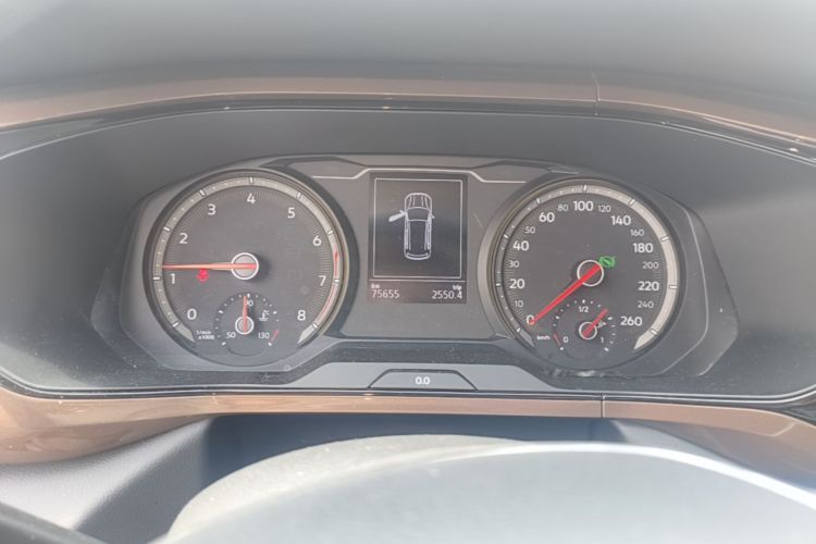 Volkswagen Tharu 2020 car image #12