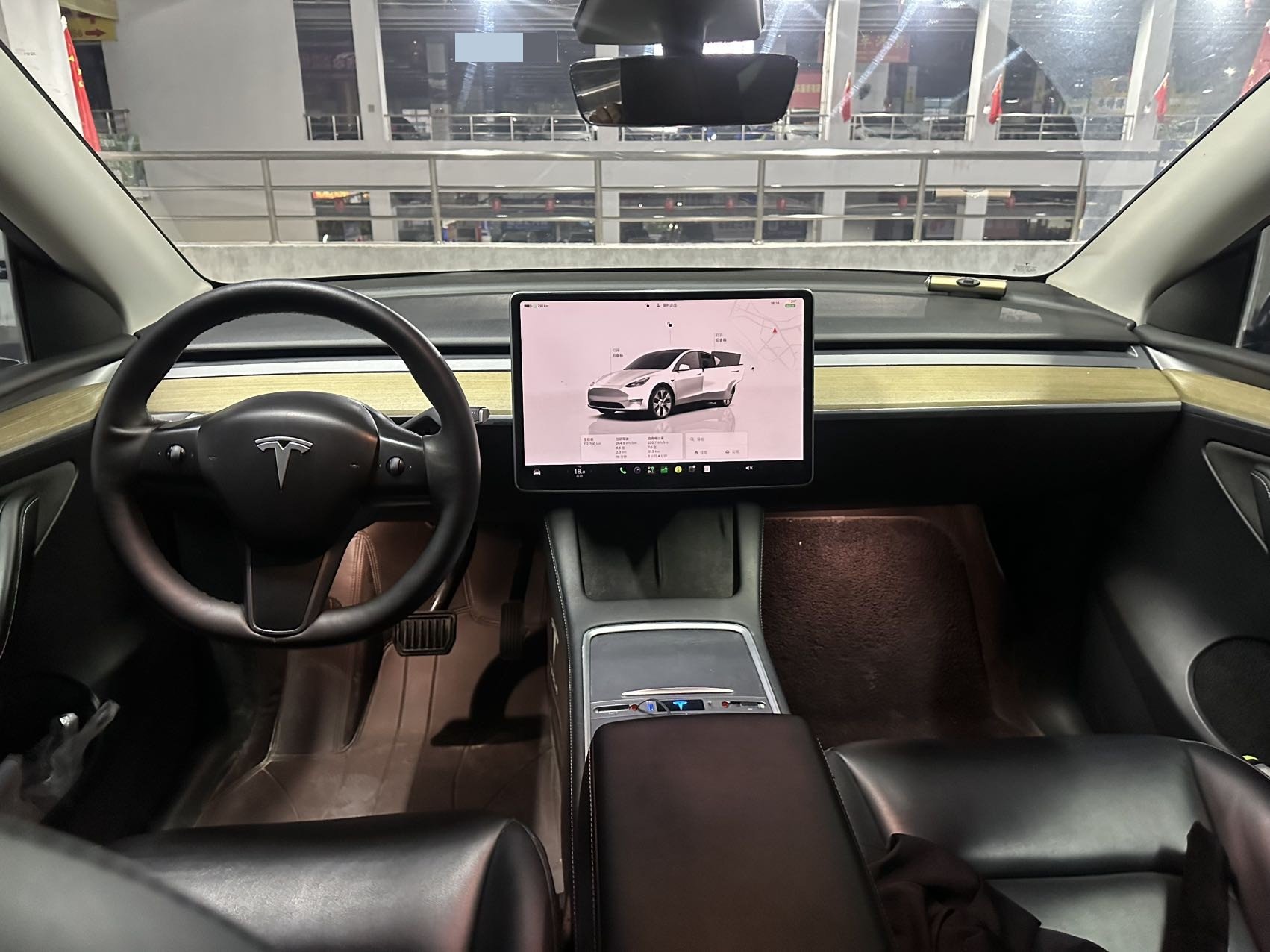 Tesla Model Y 2022 car image #5