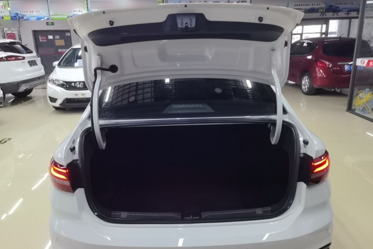 Volkswagen Lavida 2023 #19 Volkswagen Lavida 2023 immagine di auto #19