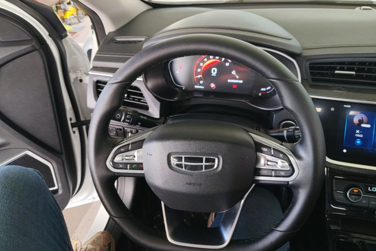 GEELY Emgrand GL 2020 #11 GEELY Emgrand GL 2020 car image #11