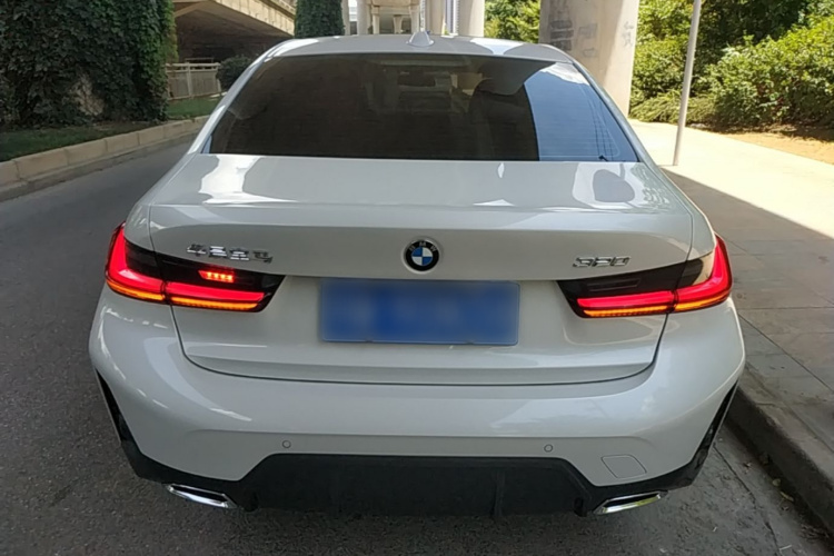 BMW 3 Series 2023 car image #4