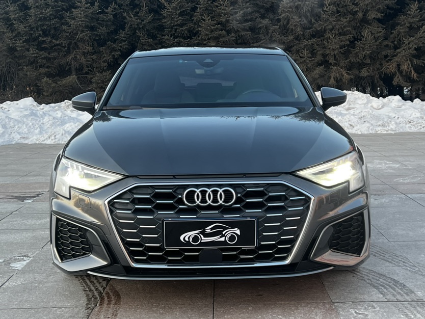 Audi A3 2021 immagine di auto #2