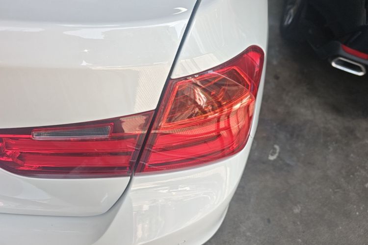 BMW 3 Series 2015 car image #8