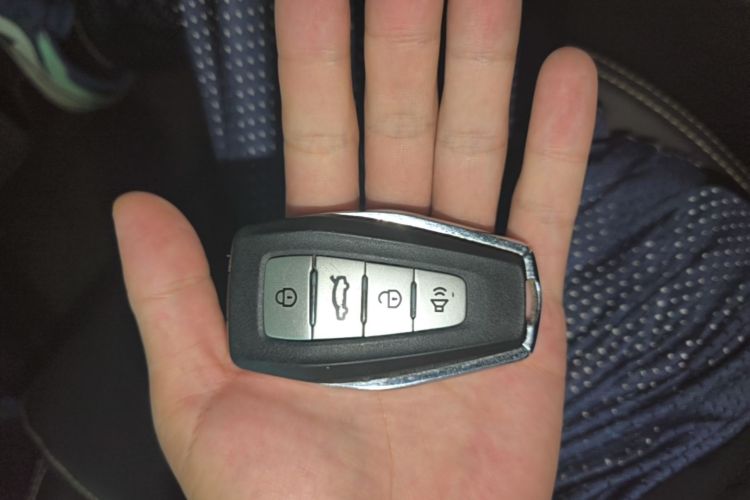 GEELY Binray 2022 immagine di auto #9