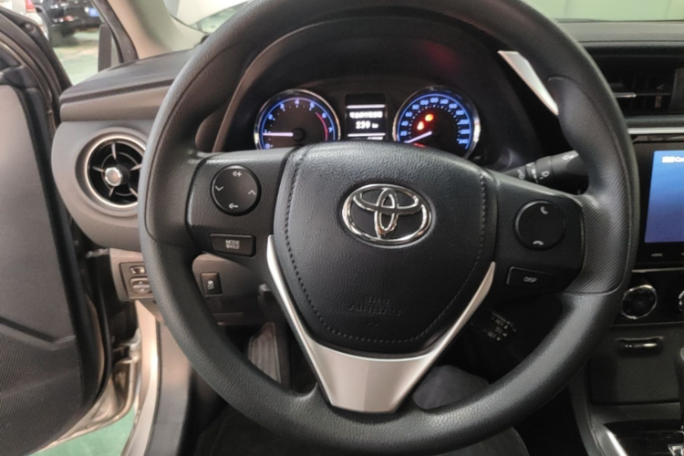 Toyota Corolla 2019 #15 Toyota Corolla 2019 car image #15