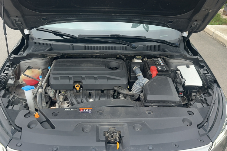 GEELY Emgrand 2021 car image #17