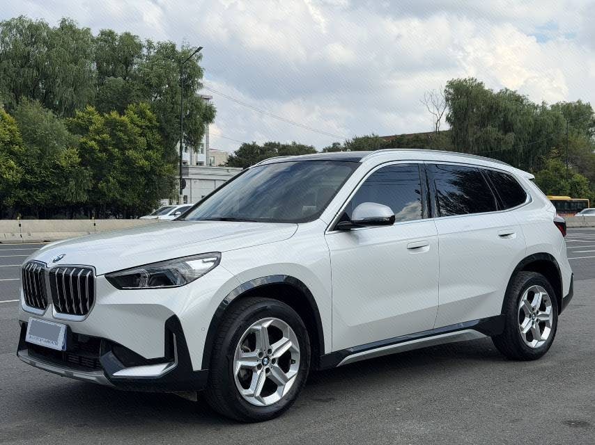 BMW X1 2023 BMW X1 2023 car image