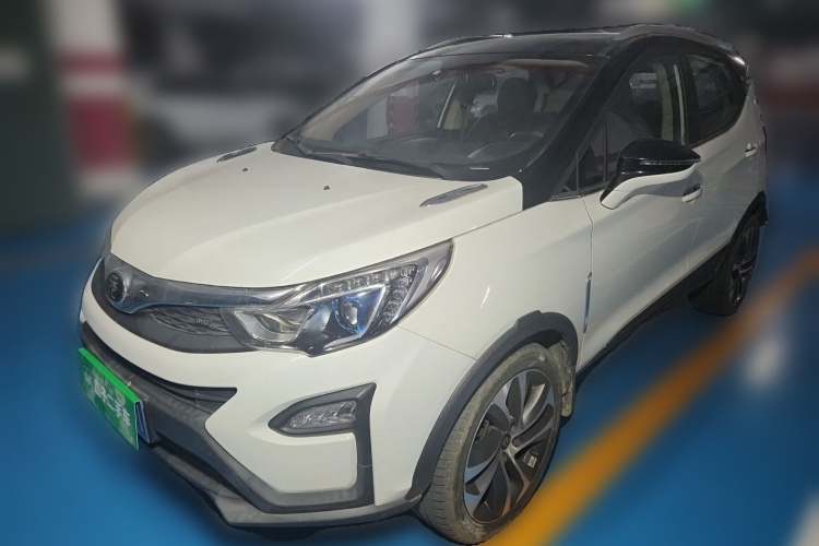 BYD Yuan 2016 #2 BYD Yuan 2016 car image #2